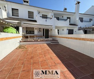 Casa adosada en alquiler en La Antilla - Islantilla en Lepe