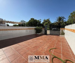 Casa adosada en alquiler en La Antilla - Islantilla en Lepe