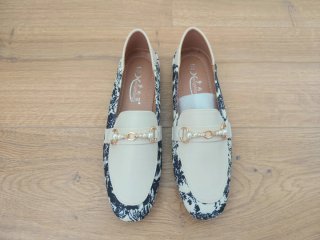 MOCASINES ESTILO BRITÁNICO CON DISEÑO DE PATCHWORK