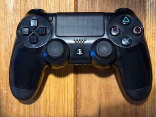 Consola Sony PS4 Pro Negra + 3 Juegos + 1 mando