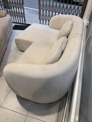 SOFÁ COQUETTE SKLUM BEIGE SEGUNDAMANO
