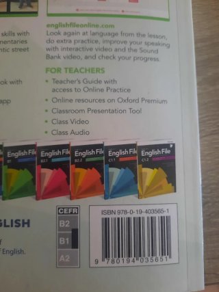 Libro de inglés "English File" B1