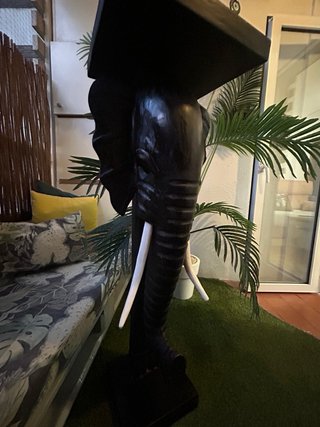 Mesa pedestal elefante madera negra