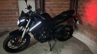 Voge 125r Negra