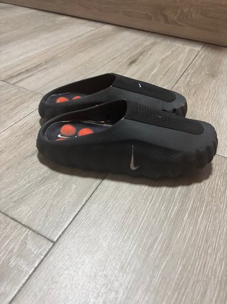 Nike Mules Negras