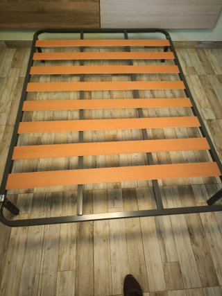 Somier con patas 135x190cm
