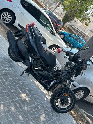 Yamaha Xmax 400 2019 Maxi Scooter Negra