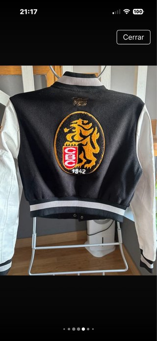 Chaqueta universitaria unisex
