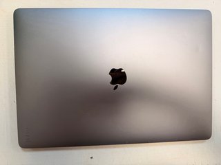 MacBook Pro Apple 16gram 512gb SSD 16inch