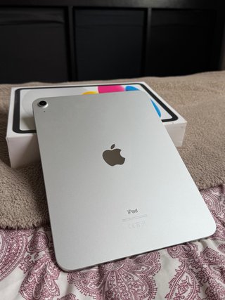 iPad 10ª Gen 64GB Wi-Fi