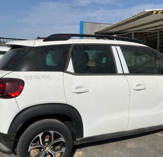 2832846 moldura 39041738 citroen c3 1.2 110cv 81kw