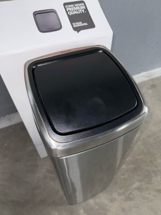 Papelera Brabantia Touch Bin 30L