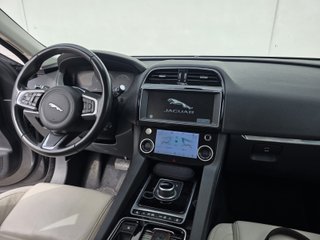 Jaguar F-Pace 2.0L i4D 177kW Portfol