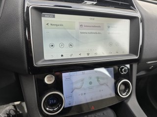 Jaguar F-Pace 2.0L i4D 177kW Portfol
