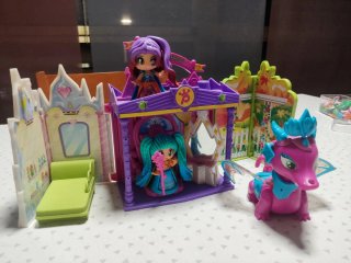 Castillo y Dragón Pin y Pon con 2 Muñecas