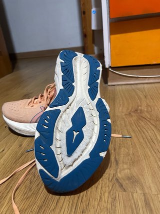 Zapatilla Asics Novablast 4