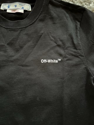 T-shirt Off-White nera