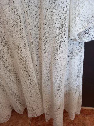 Camisa blanca de encaje