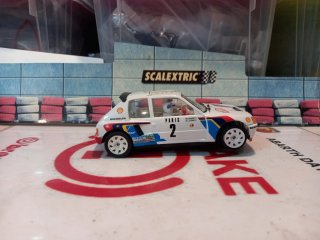 Peugeot 205 T16 Rally Scalextric osc usado competi