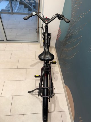 Bicicleta Eléctrica Negra