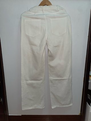 Vaqueros anchos blancos
