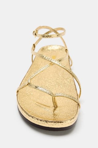 Sandalias doradas Zara