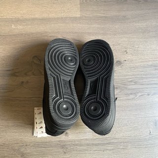 Nike Air Force 1 Triple Black Talla 40