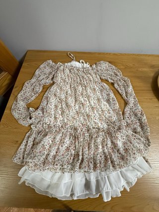 Vestido floral branco e rosa