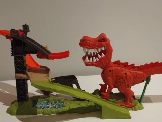 Hot Wheels Duelo T-Rex