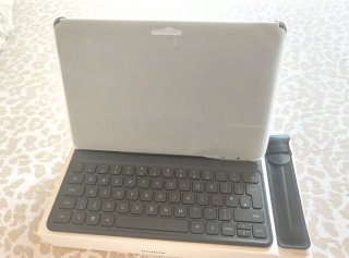 HONOR Pad 10 con Teclado Bluetooth Negro a estrena