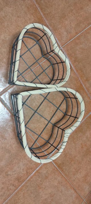 Cestas Corazón Mimbre y Metal