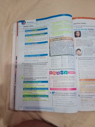INFLUENCE TODAY 3 Student's book: libro de text...