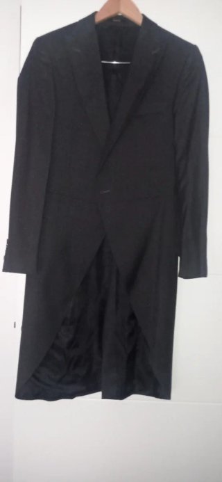 Chaque gris talla 48  puesto un Ratito