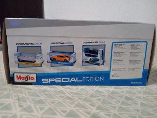 Toyota Sprinter Trueno AE86 1:24 special edition