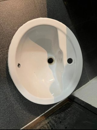 Lavabo de mármol y porcelana en perfectas condicio