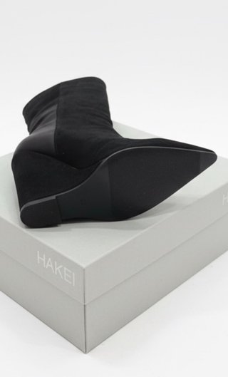 Nuevas a estrenar Botas altas cuña flecos negro