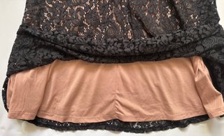 Vestido H&M negro de encaje talla L – elegante