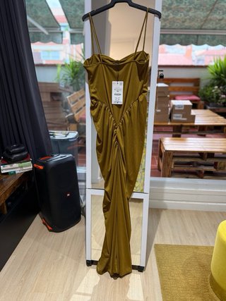 Vestido Zara mustard color sin usar
