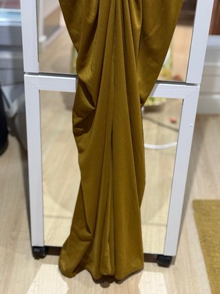 Vestido Zara mustard color sin usar