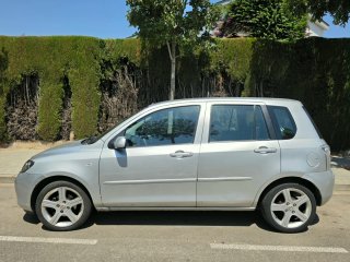 Mazda 2 2007