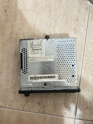 Radio original VW Gamma + cargador 6 CD Golf 4