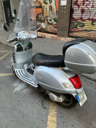Vespa 125 Granturismo Plata 2005