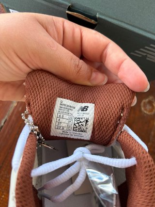 New Balance 530 Beige/Marrón Talla 37