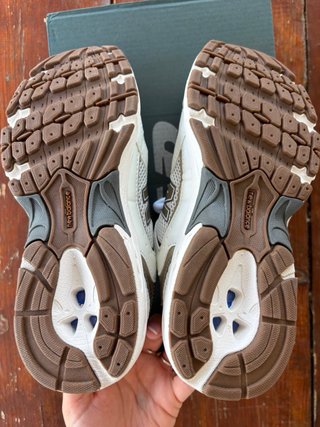 New Balance 530 Beige/Marrón Talla 37