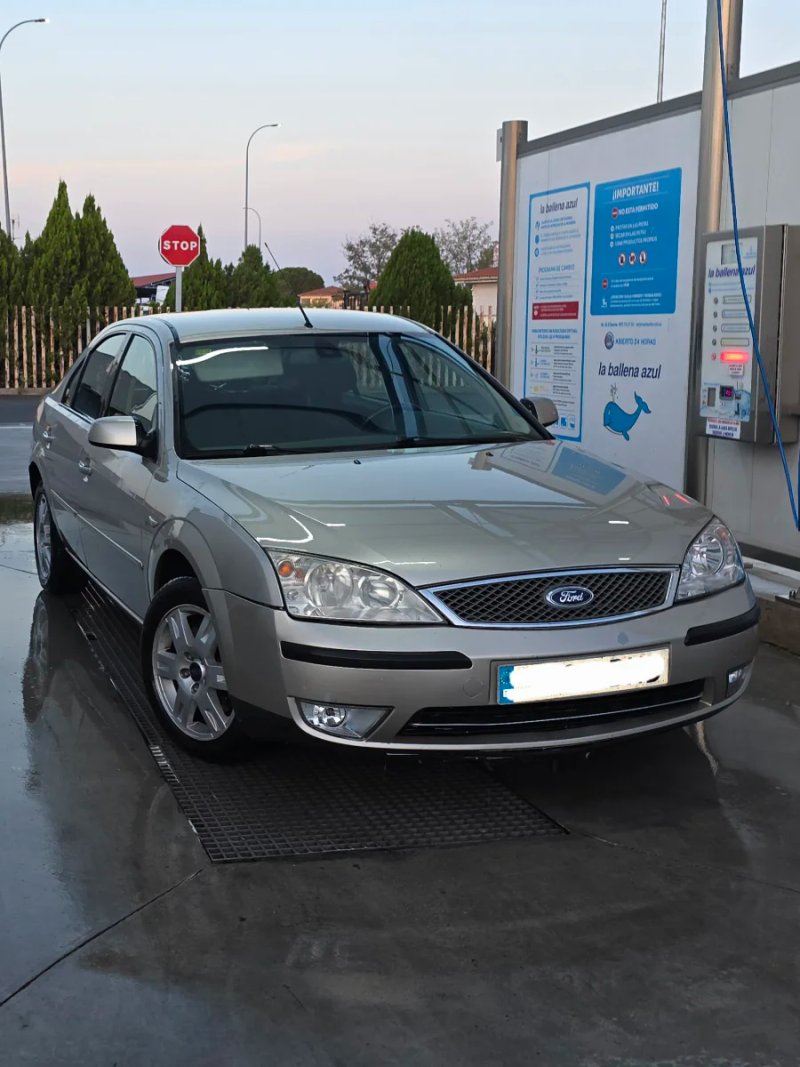 Ford Mondeo 2005 - foto 1