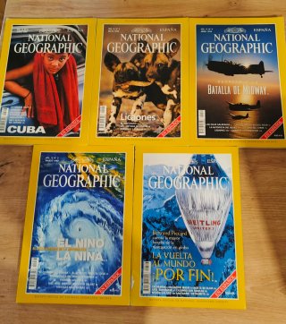 Lote 28 revistas National Geographic + Mapas