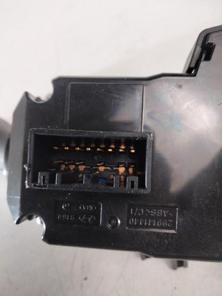 Hyundai 225647 mando intermitentes 299141440 i20