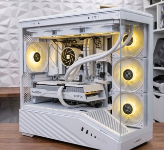 PC Gaming Ryzen 7 7800X3D + RTX 5070 | 32GB DDR5