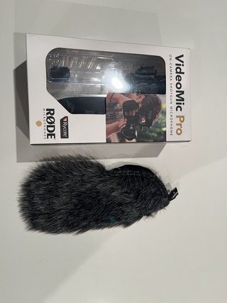 RØDE VideoMic Pro + DeadCat VMPR