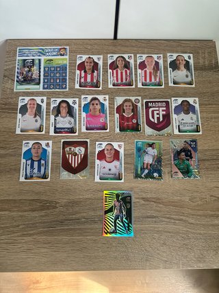 2 Cromos Conmemorativos Liga F Moeve 25-26 + 16